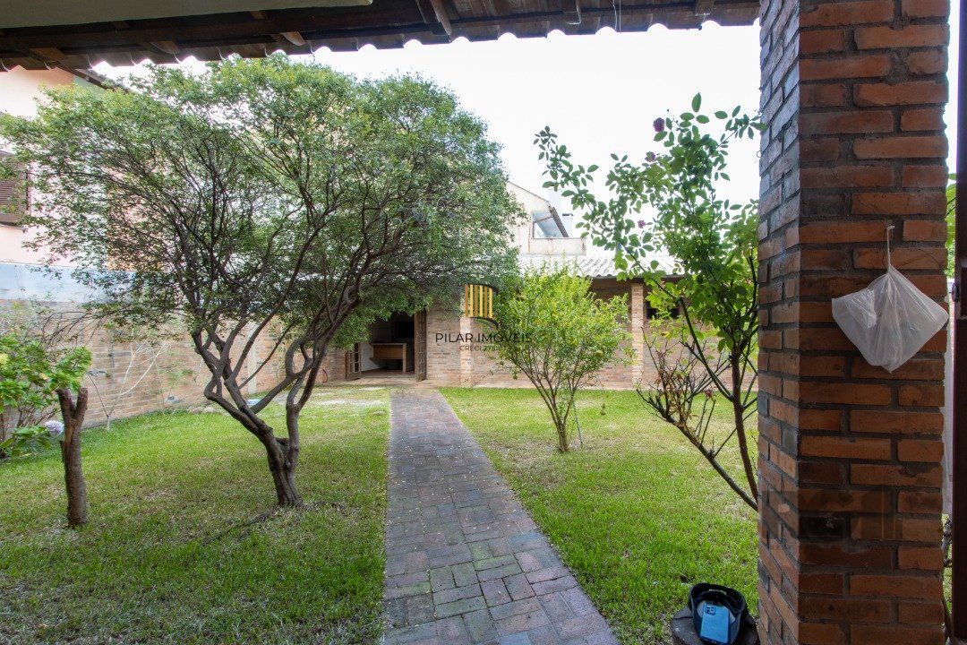 Casa para Venda - 267.81m², 3 dormitórios, sendo 1 suites, 4 vagas - Ipanema