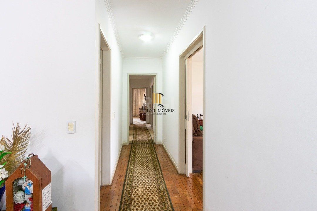 Casa para Venda - 280m², 4 dormitórios, sendo 1 suites, 3 vagas - Vila Assunção