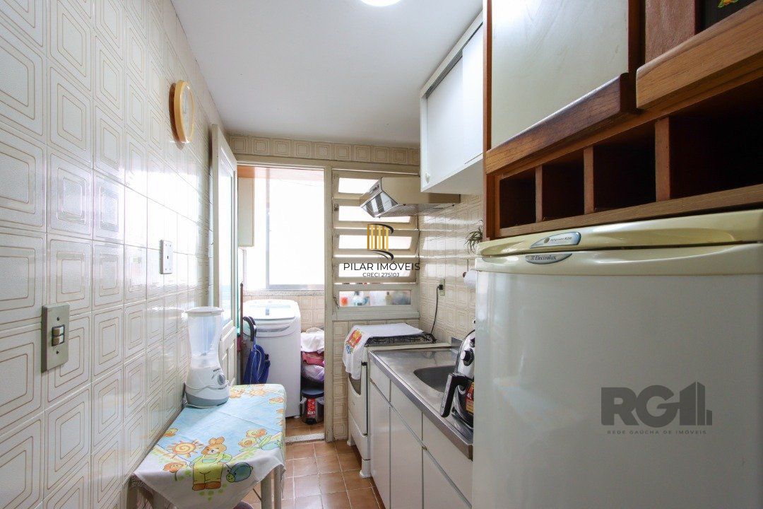 Apartamento com 1 dormitório no bairro Cristal.