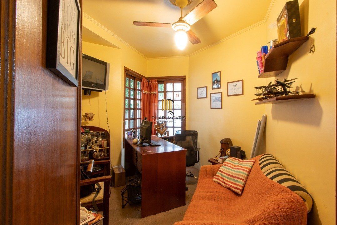 Casa 5 Dormitório(s) Bairro Tristeza
