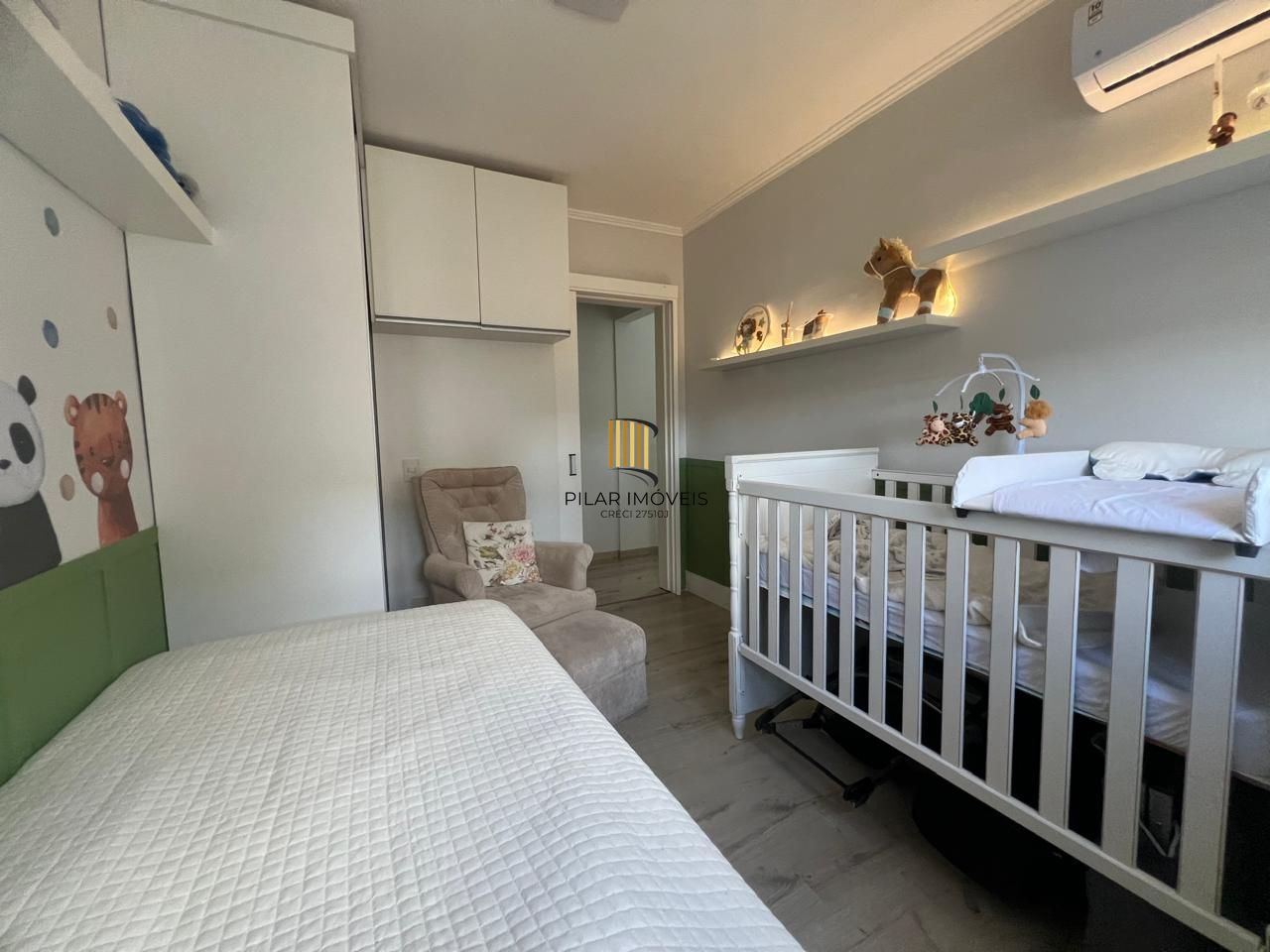 Apartamento de 2 dormitórios no bairro Camaquã.