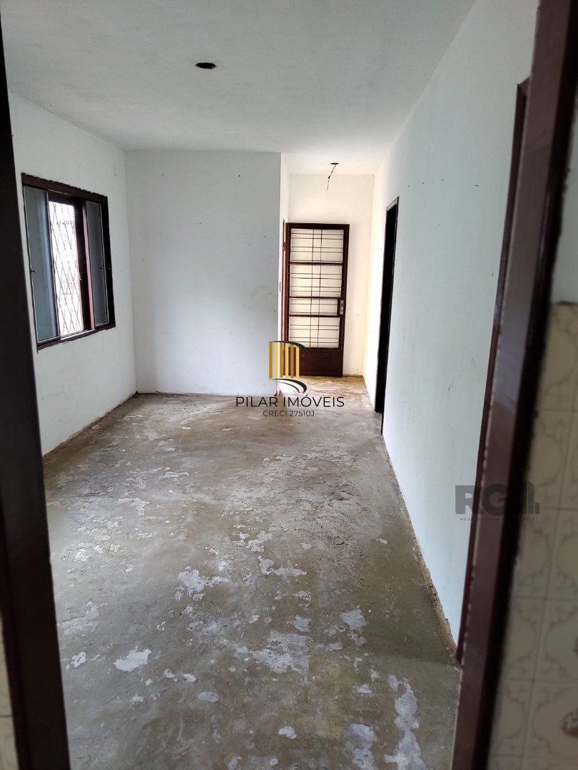 Casa para Venda - 247.37m², 4 dormitórios, 4 vagas - Partenon