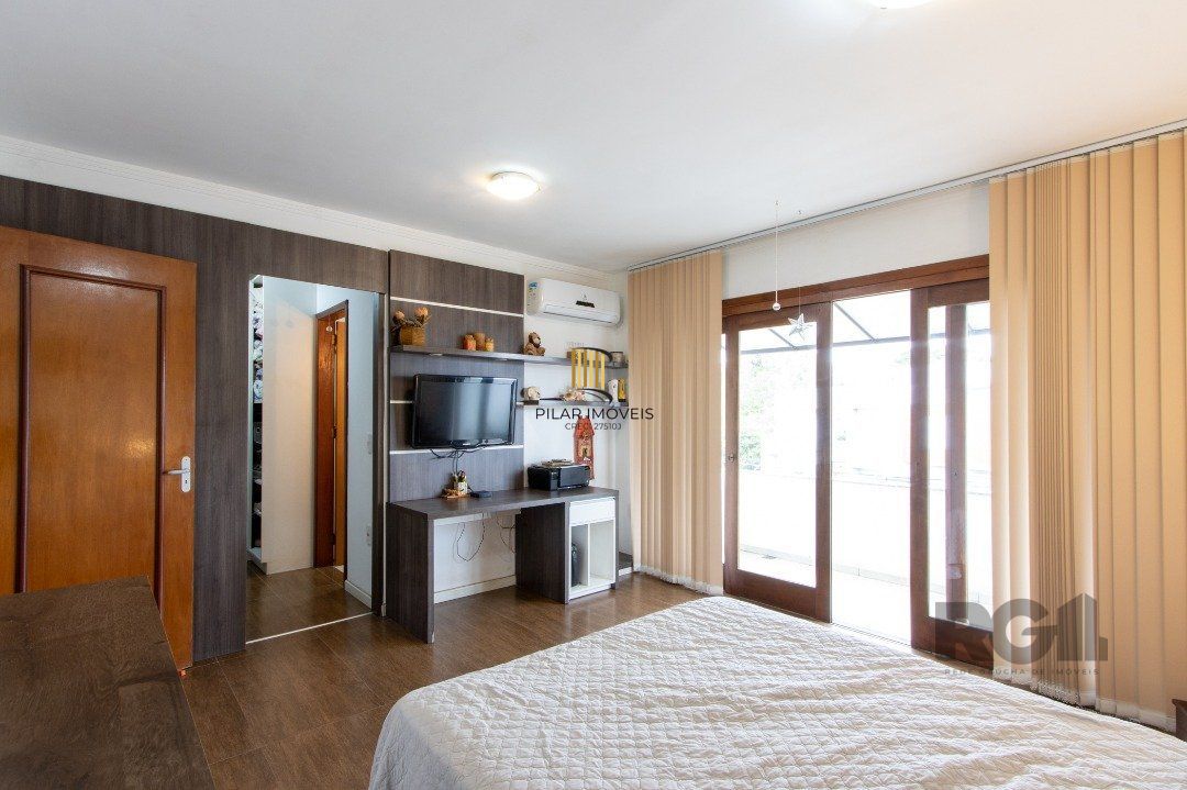 Casa para Venda - 170m², 3 dormitórios, sendo 1 suites, 2 vagas - Lagos De Nova Ipanema