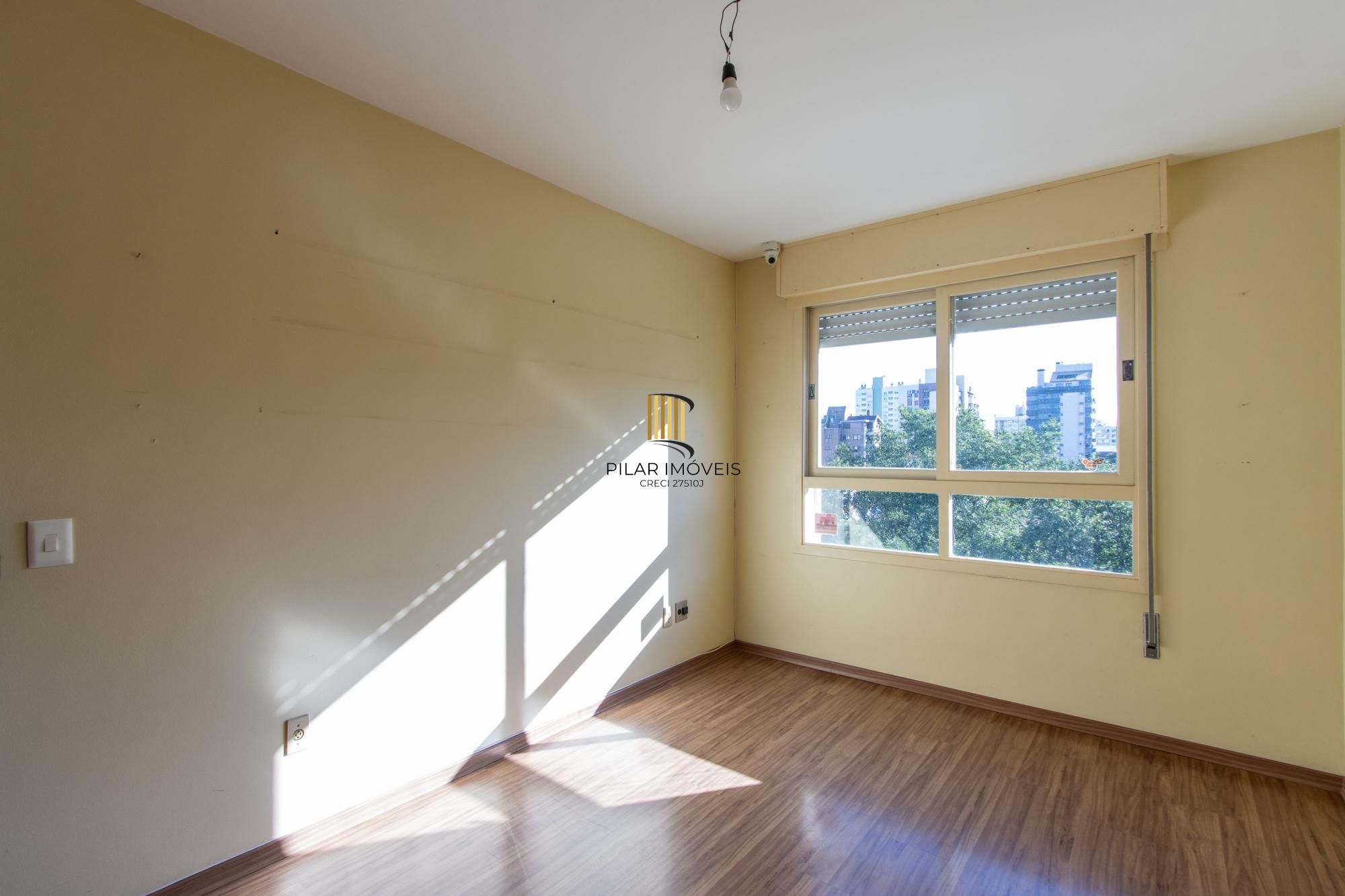 Apartamento de 2 dormitórios e uma vaga,  com infraestrutura