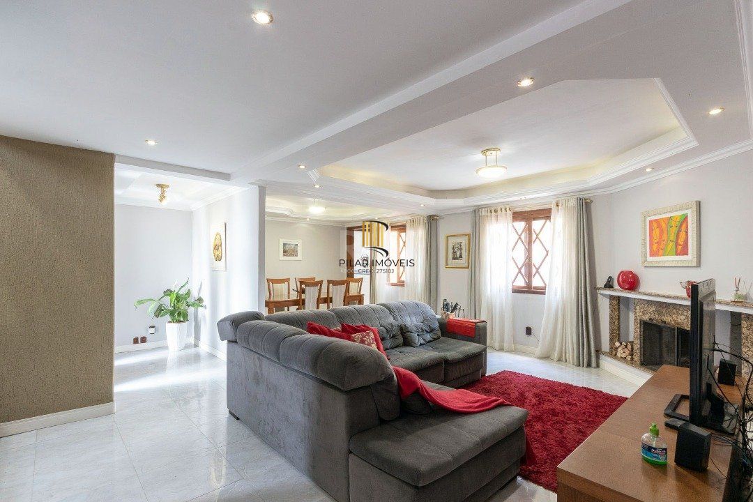 Casa para Venda - 451.63m², 5 dormitórios, sendo 1 suites, 4 vagas - Cristal