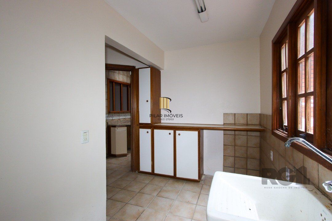 Casa de 3 dormitórios no Jardim Isabel com vista para o Guaíba.