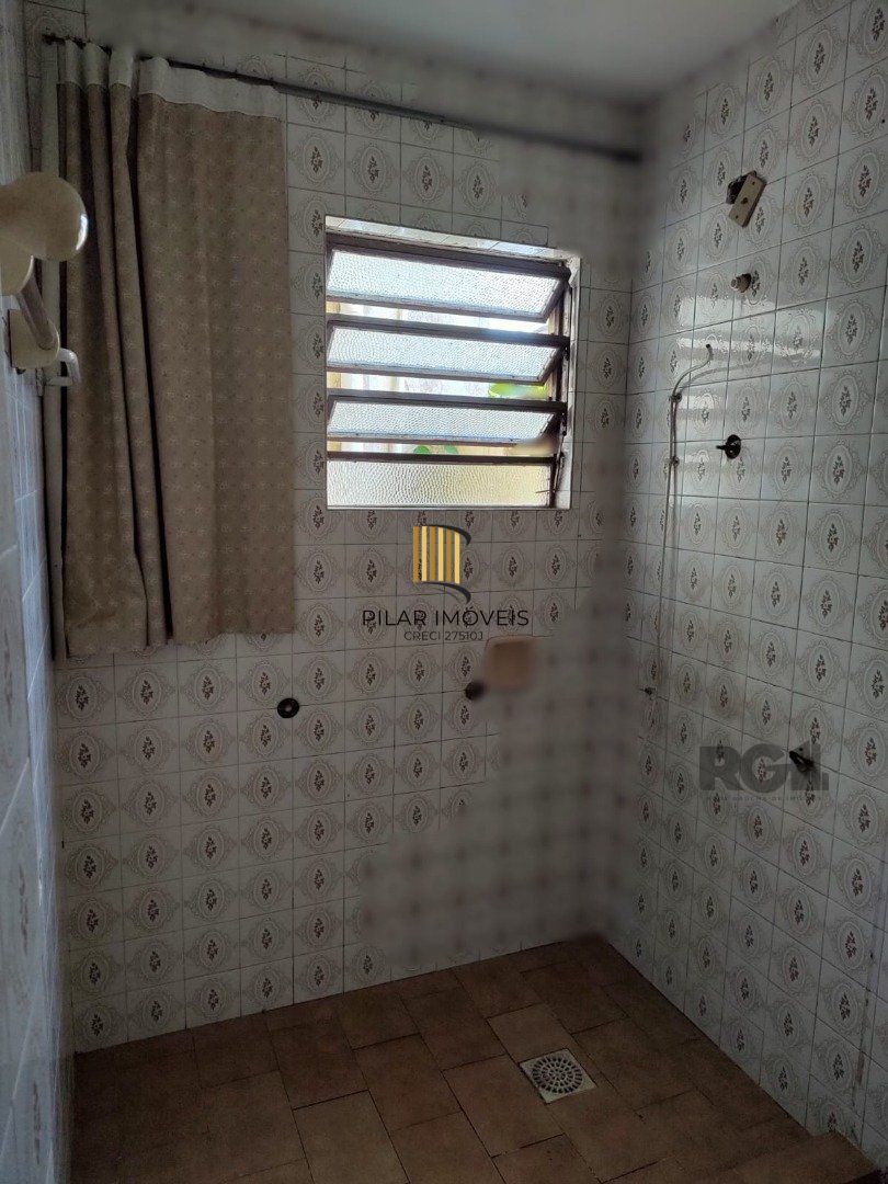 Casa para Venda - 247.37m², 4 dormitórios, 4 vagas - Partenon