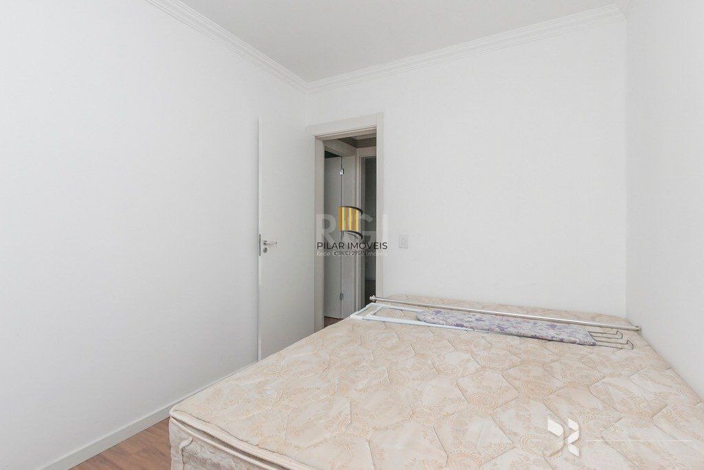 Apartamento para Venda - 72.01m², 3 dormitórios, sendo 1 suites, 1 vaga - Camaquã