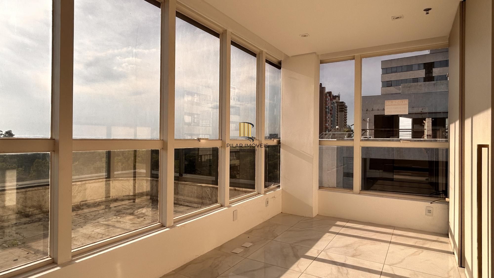 Consultório Médico na Mãe de Deus Center/Menino Deus