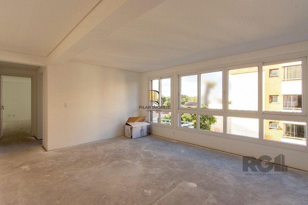 Cobertura para Venda - 214.34m², 3 dormitórios, sendo 3 suites, 2 vagas - Tristeza