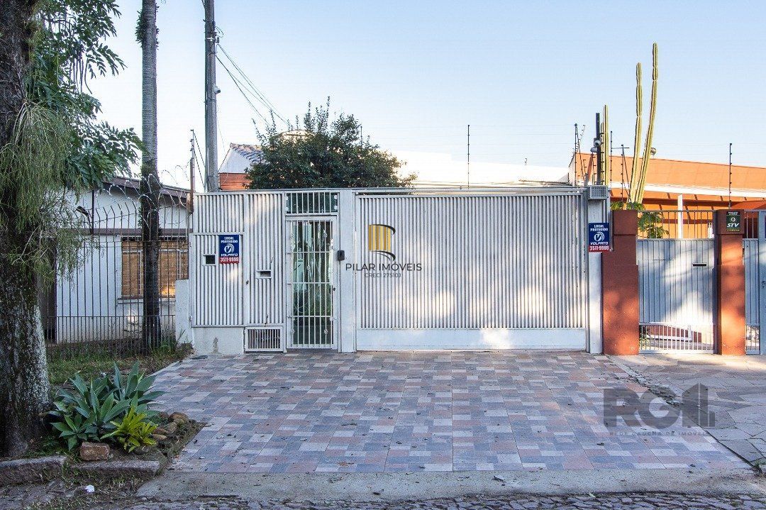 Casa 6 dormitórios no bairro Cristal