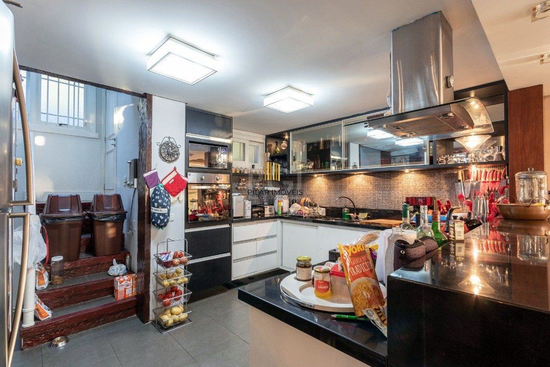 Casa Condominio para Venda - 381.1m², 4 dormitórios, sendo 2 suites, 4 vagas - Santa Tereza