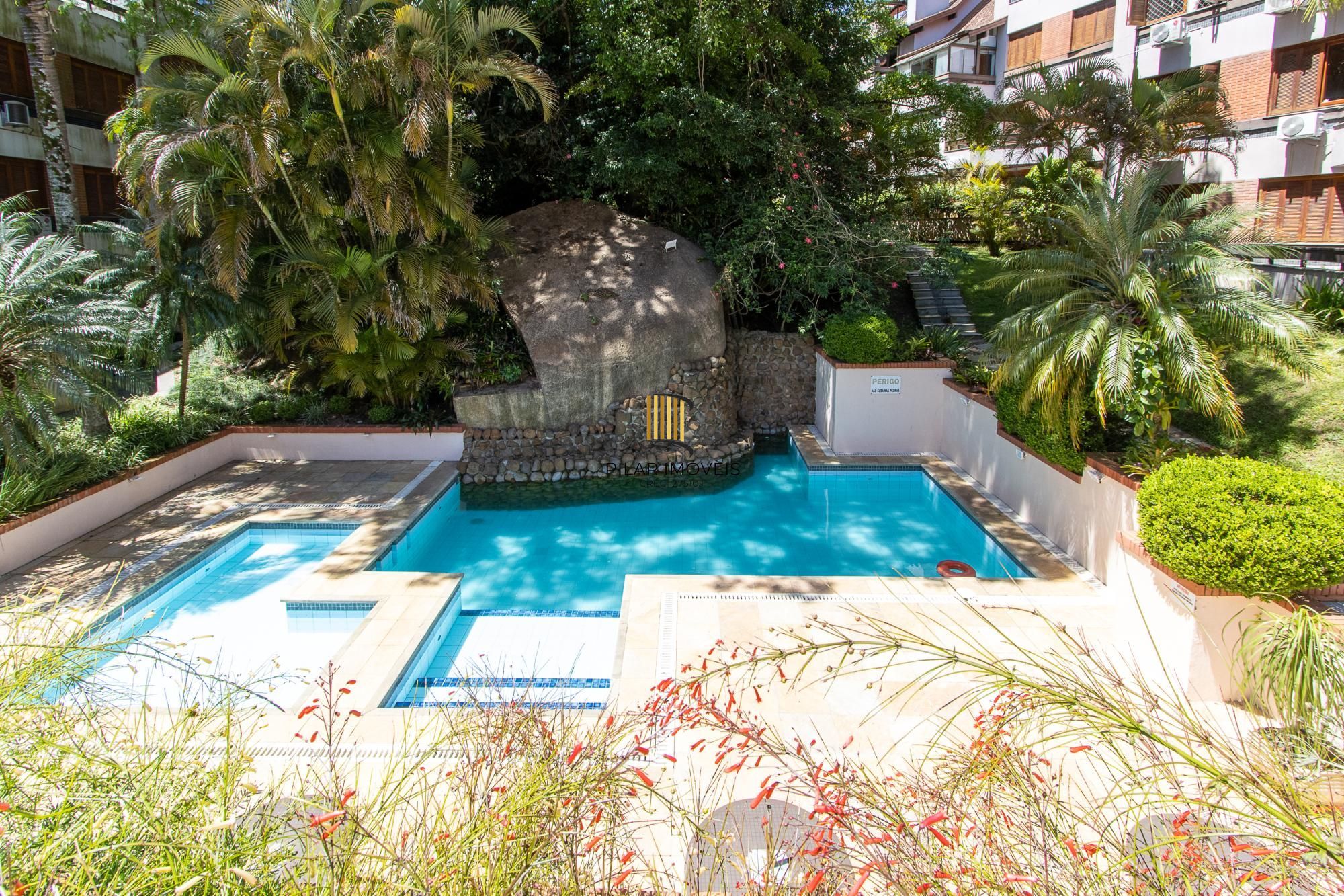 Apartamento de 3 dormitórios, 1 suíte e 3 vagas no bairro Ipanema.