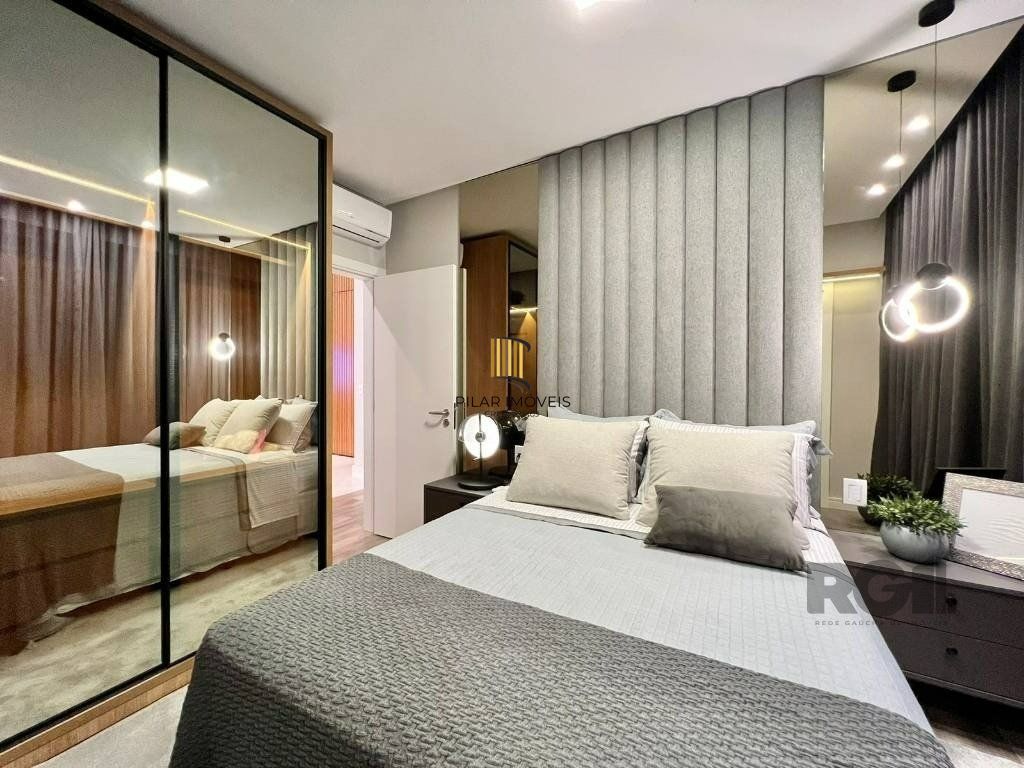 Casa térrea no Condomínio Velas da Marina com 4 suítes, piscina e 243m² privativos