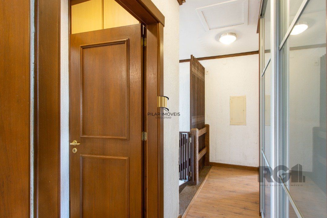 Casa de Condomínio 3 dormitórios no bairro Belém Novo