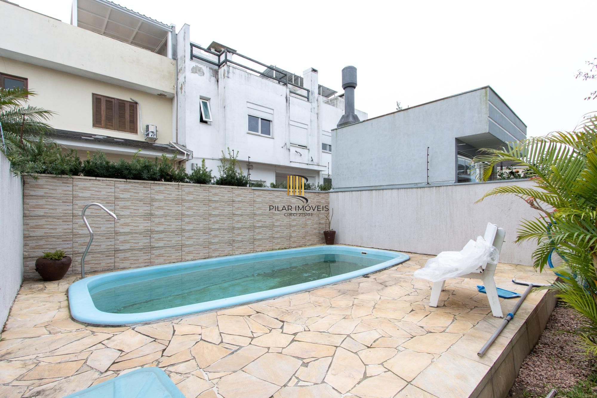 Sobrado no Lagos de Nova Ipanema com 149,54m², possui 03 dormitórios, sendo 1 suíte, garagem para 3 carros