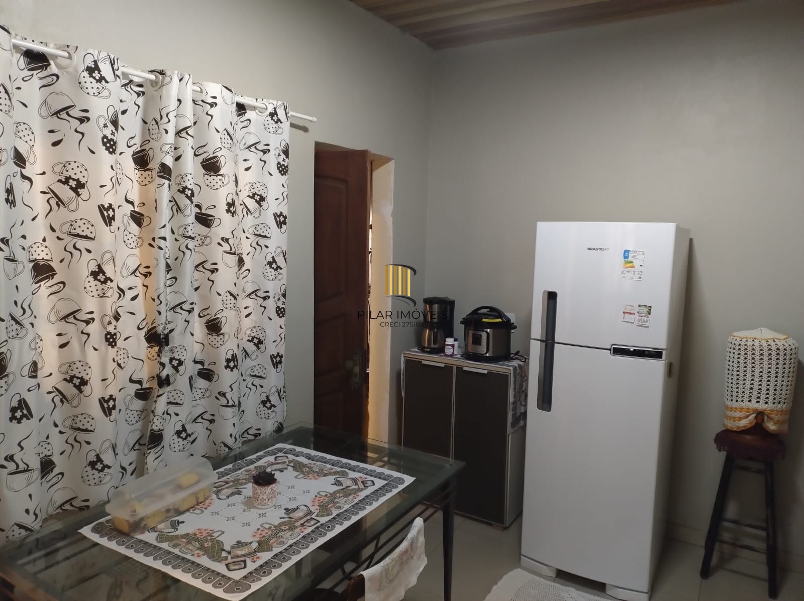 Casa para Venda - 182m², 2 dormitórios, sendo 1 suites, 3 vagas - Lami