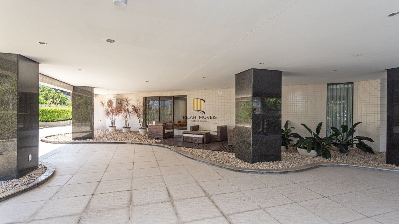 Apartamento com 3 quartos, 3 vagas e 105m² - Bairro Vila Jardim