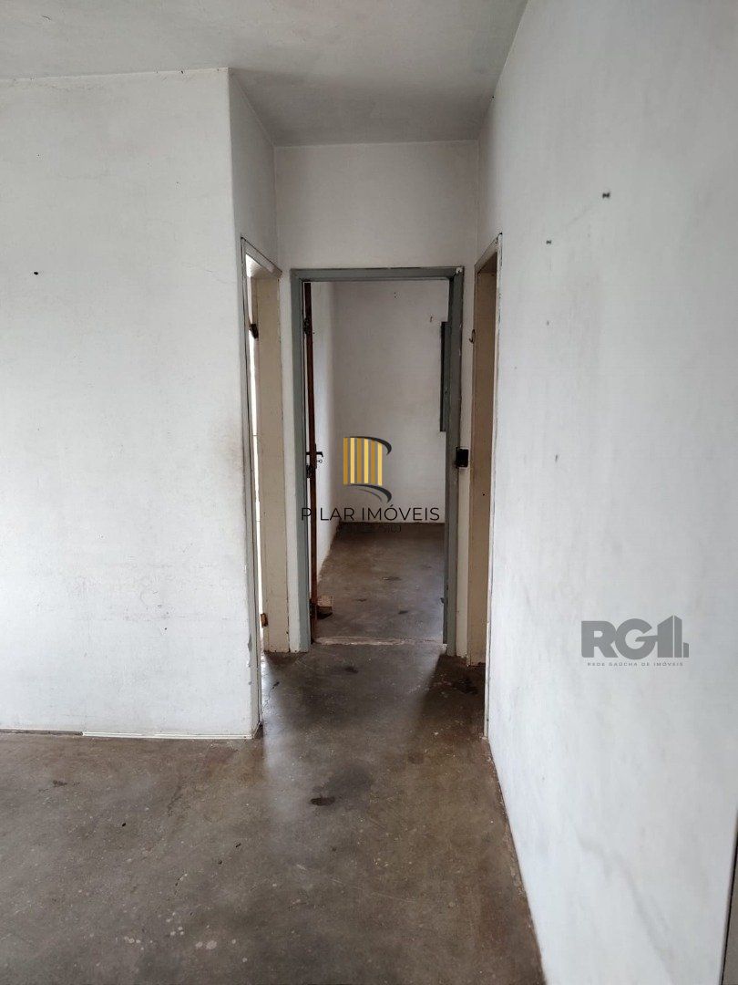 Casa para Venda - 247.37m², 4 dormitórios, 4 vagas - Partenon