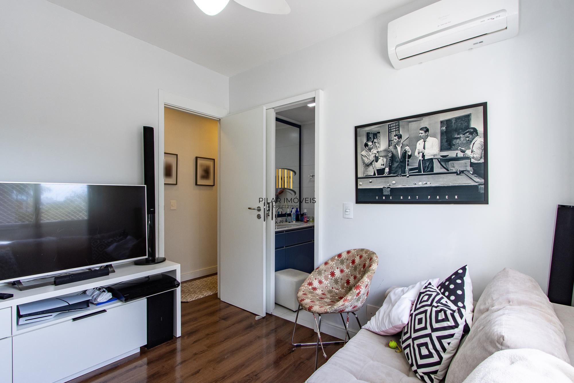 Apartamento impecável, orientação solar privilegiada!