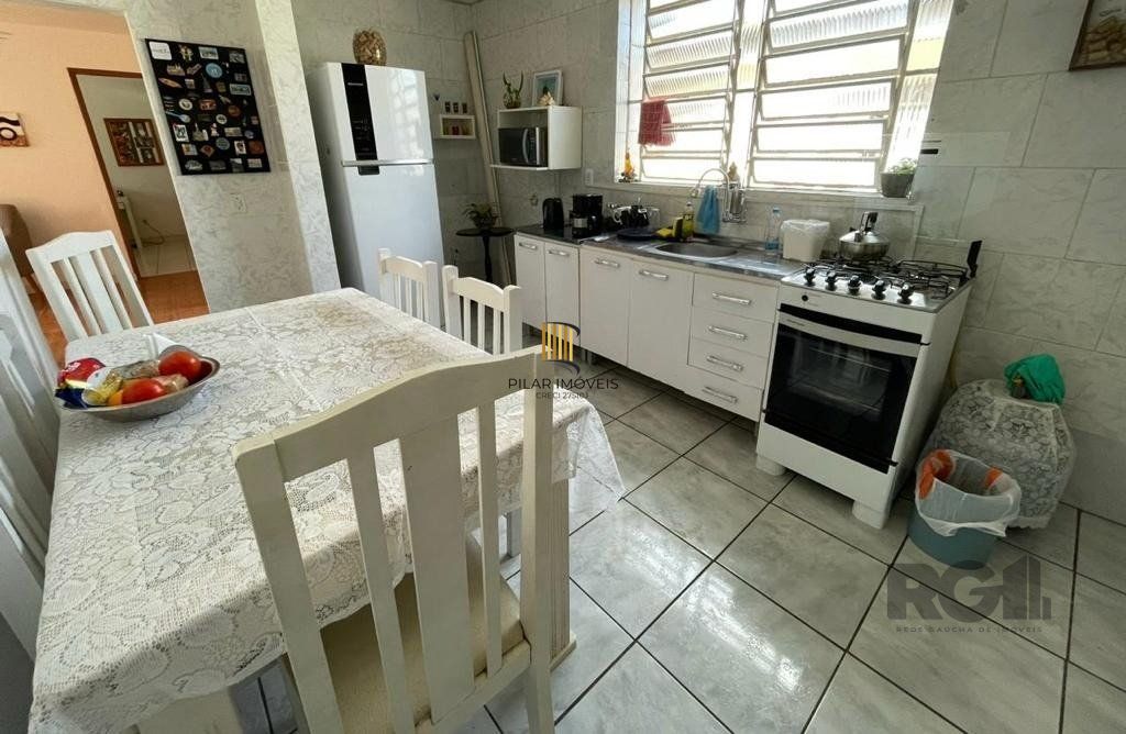 Casa 2 dormitórios no bairro Vila Nova