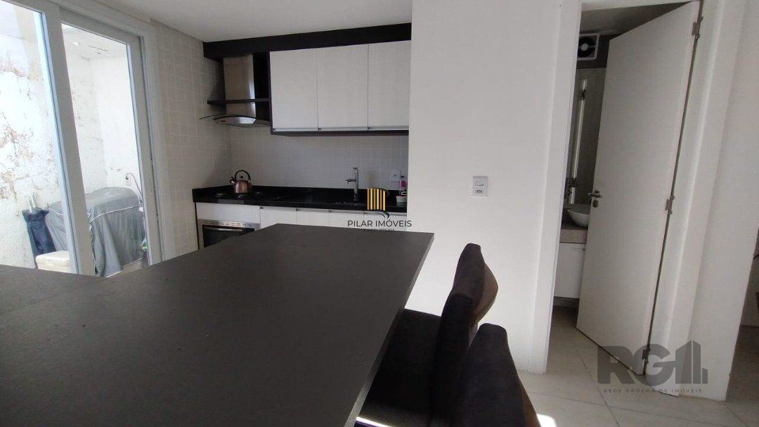 Casa de Condomínio 3 dormitórios no bairro Atlântida Sul