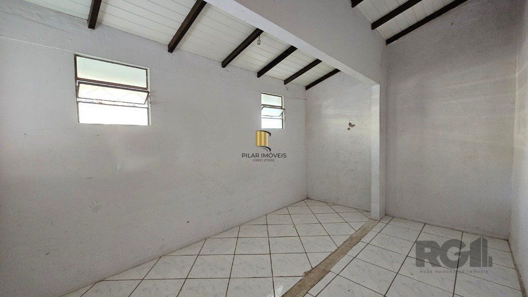 Casa 3 dormitórios no bairro Hípica