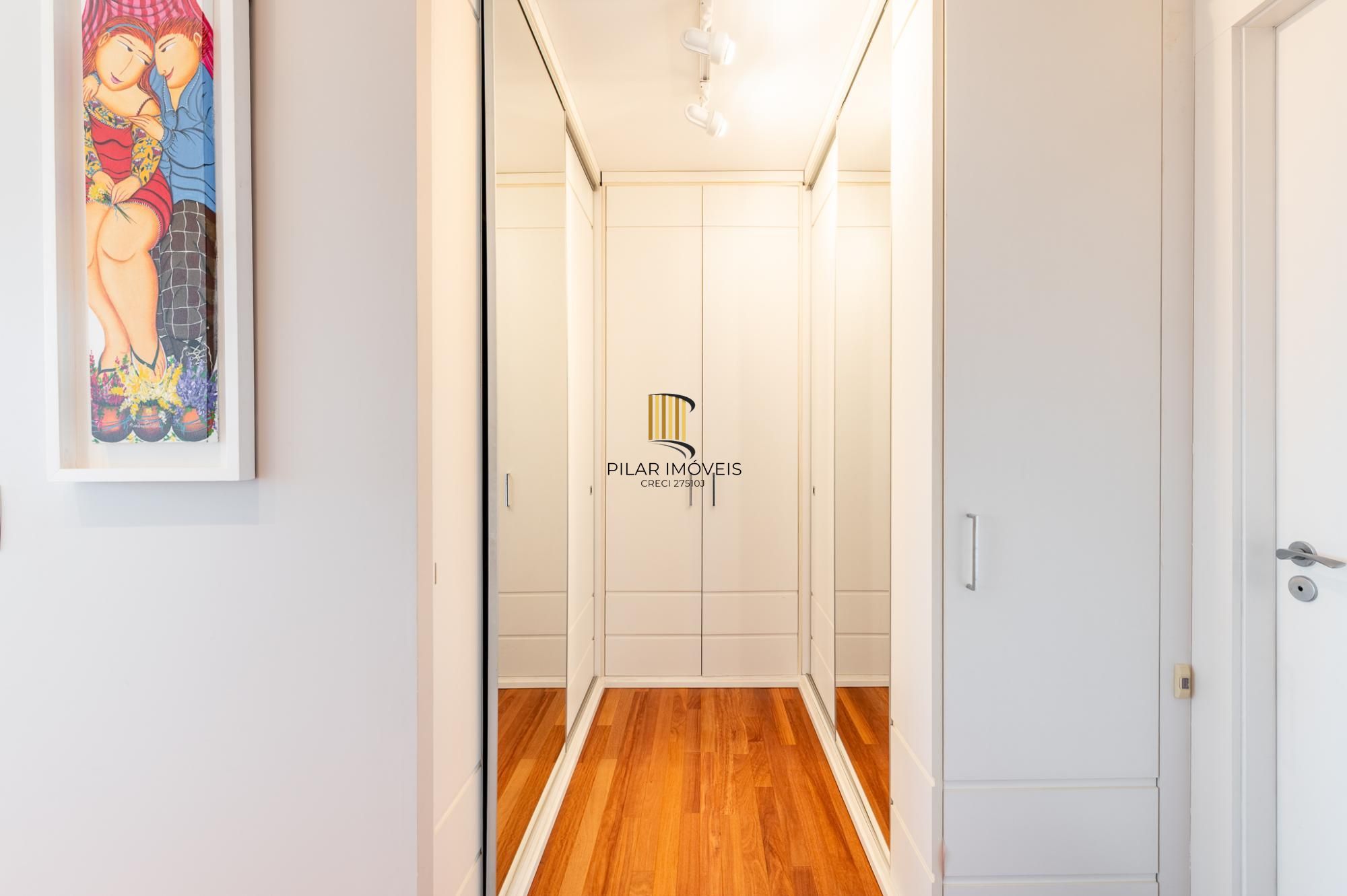 Apartamento com 204m², 3 dorm, 5 vagas no Petrópolis