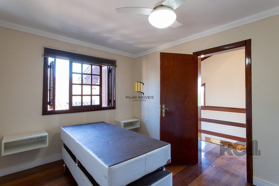Casa 3 dormitórios no bairro Vila Nova