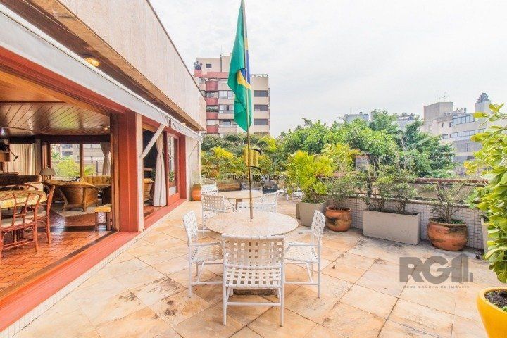 Cobertura no Moinhos de Vento, com 579m² privativos
