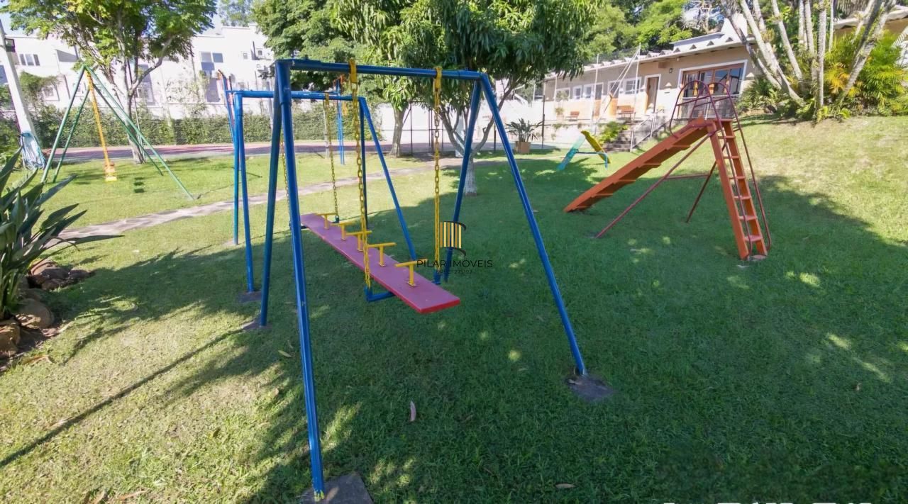 Casa em Condomínio, 03 dormitórios 04 Vagas, 229m²  na Tristeza, Porto Alegre, RS!!