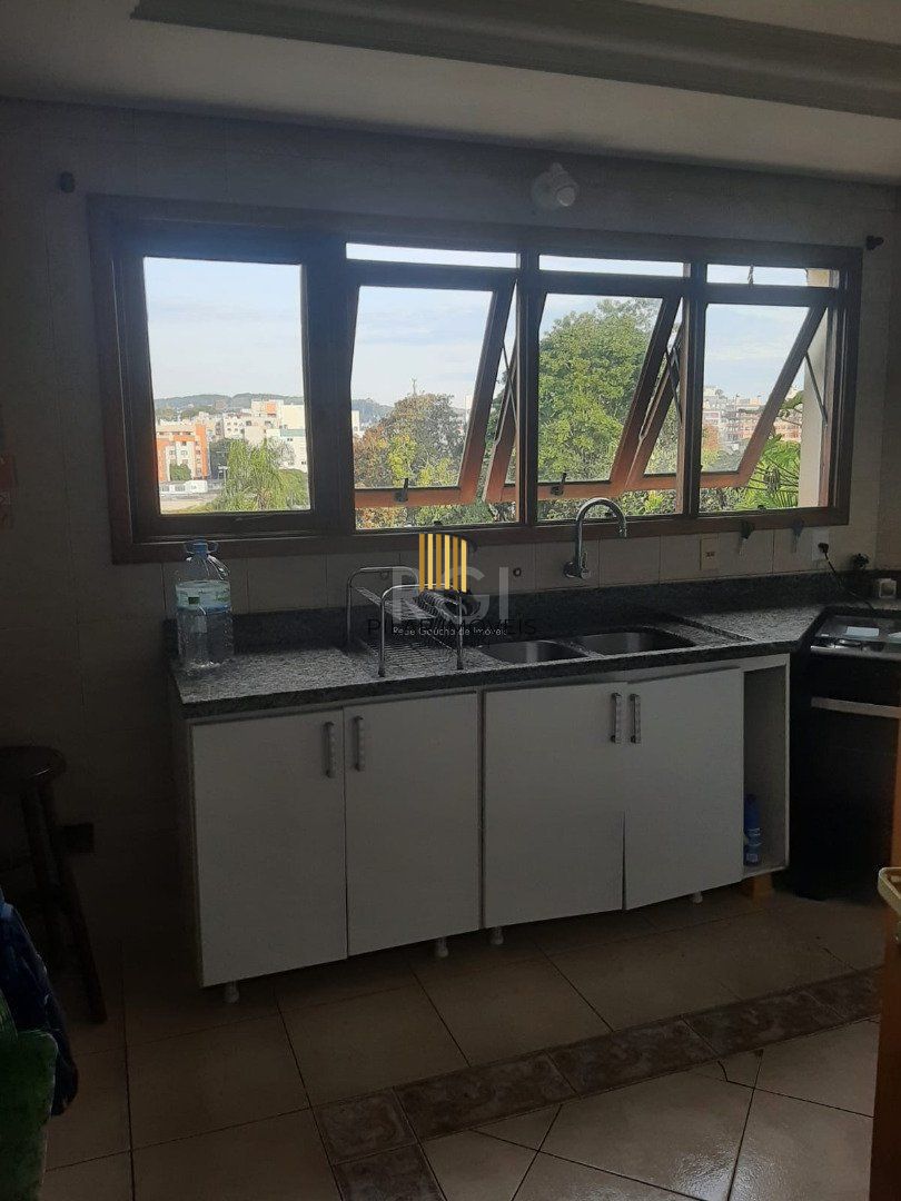 Casa Condominio para Venda - 254.38m², 4 dormitórios, sendo 2 suites, 2 vagas - Vila Assunção