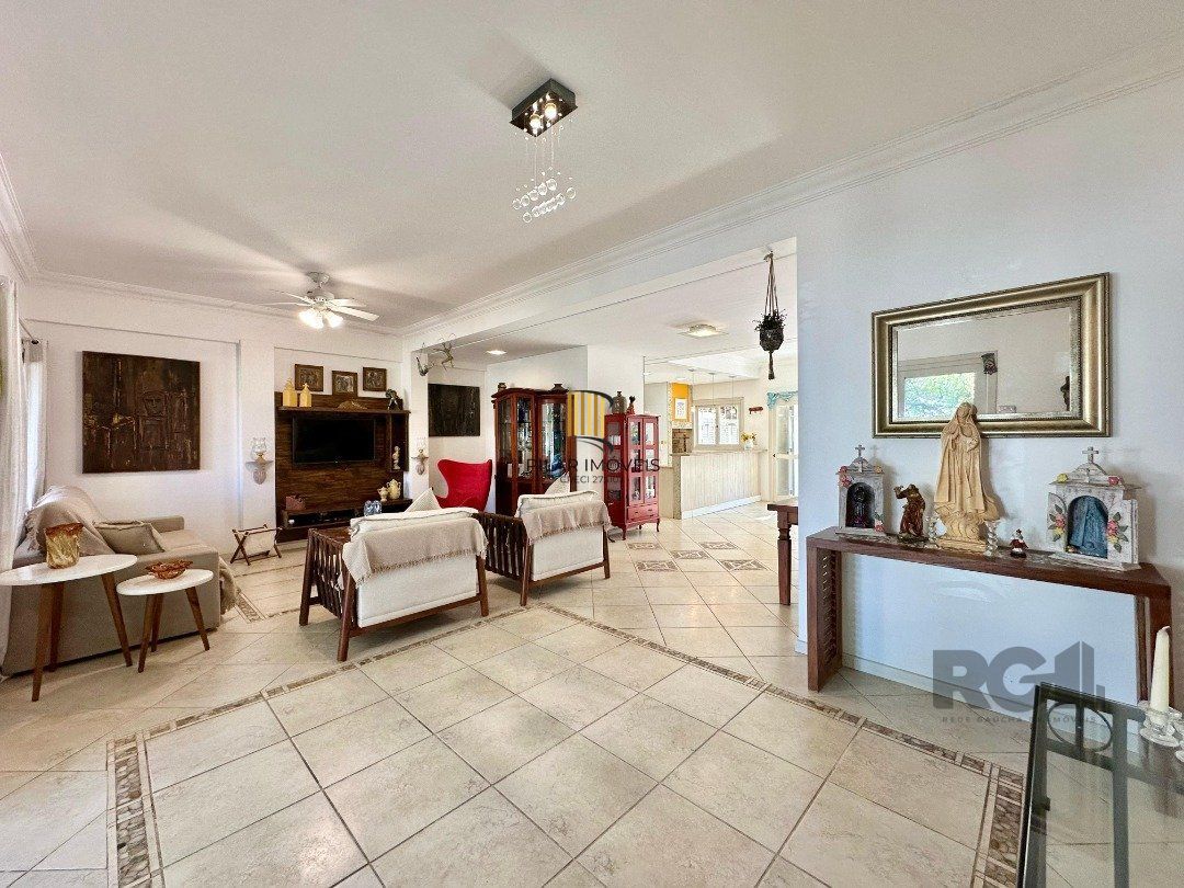 Casa 3 dormitórios no bairro Atlântida