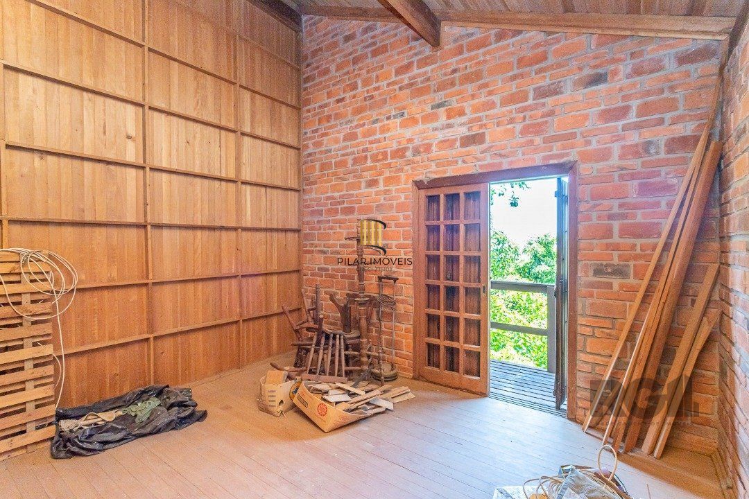 Casa 4 dormitórios, Altos da Vila Nova, Zona Sul, Porto Alegre.