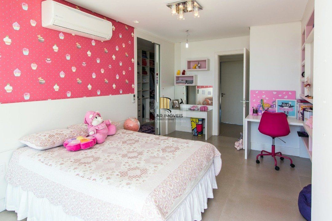 Casa Condominio para Venda - 707.4m², 6 dormitórios, sendo 6 suites, 4 vagas - Terra Ville