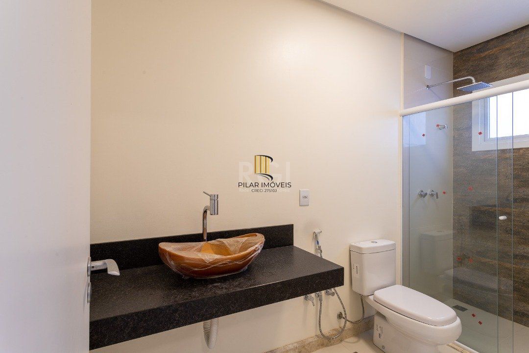 Casa Condominio para Venda - 294.3m², 5 dormitórios, sendo 5 suites, 4 vagas - Terra Ville