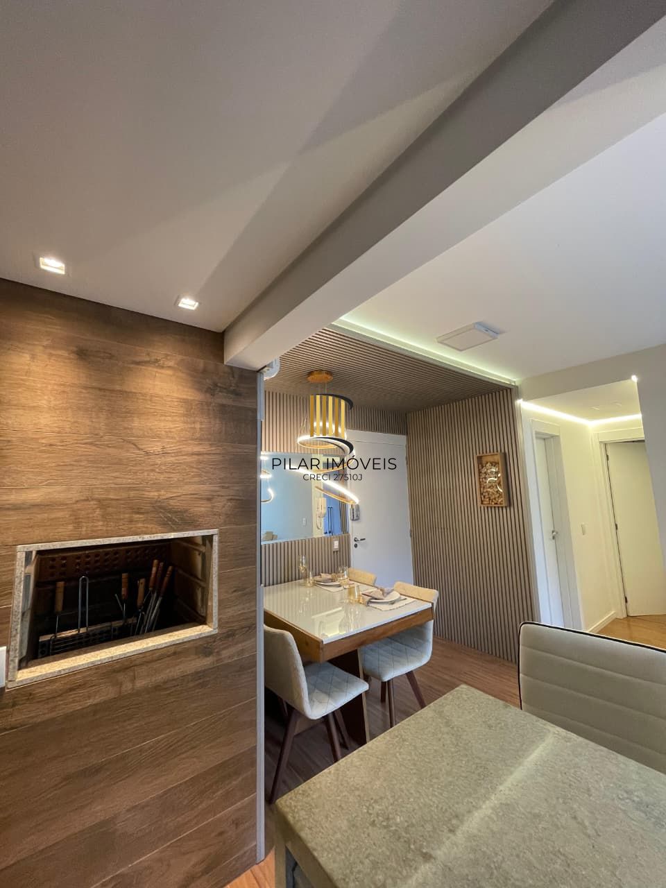 APARTAMENTO MOBILIADO, BAIRRO VILA NOVA - 57M² - 02 QUARTOS, 01 SUÍTE - 01 VAGA DE ESTACIONAMENTO!