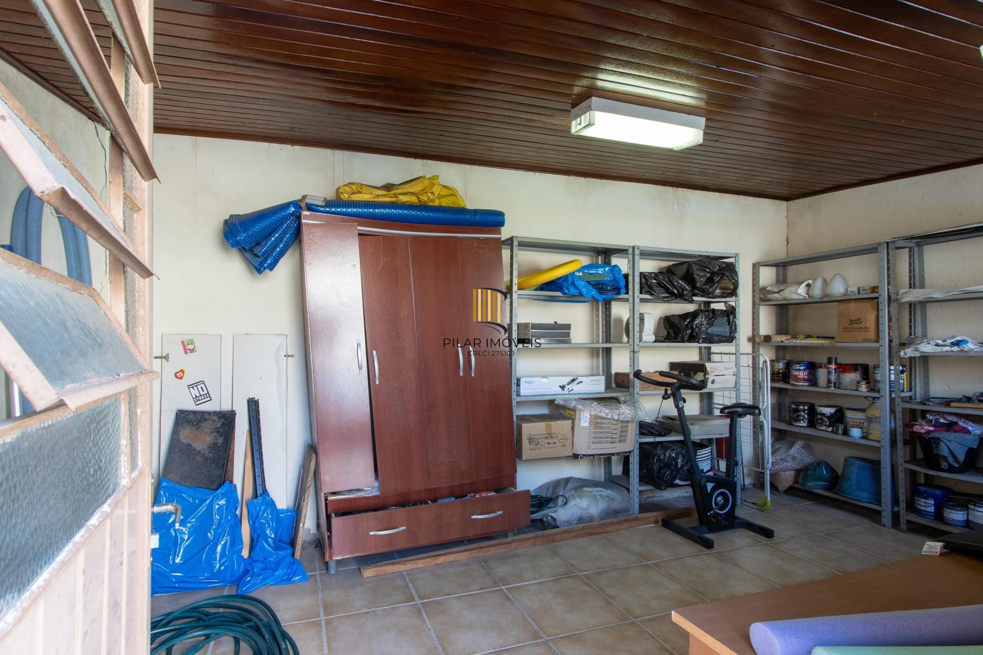 Casa para Venda - 180m², 3 dormitórios, sendo 1 suites, 2 vagas - Ipanema