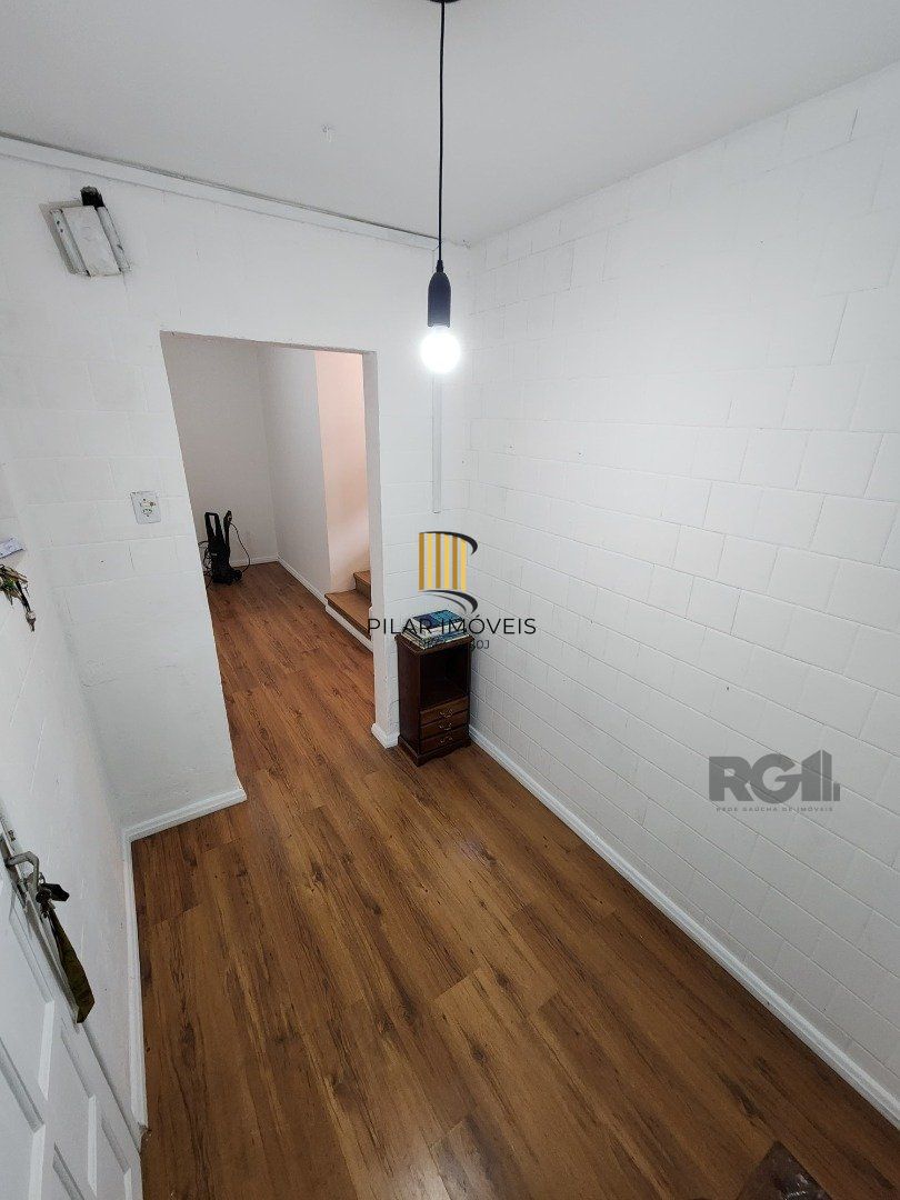 Casa 4 dormitórios no bairro Santa Tereza