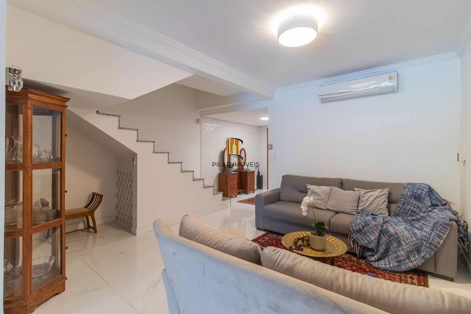 Casa para Venda - 410m², 3 dormitórios, sendo 3 suites, 2 vagas - Ipanema
