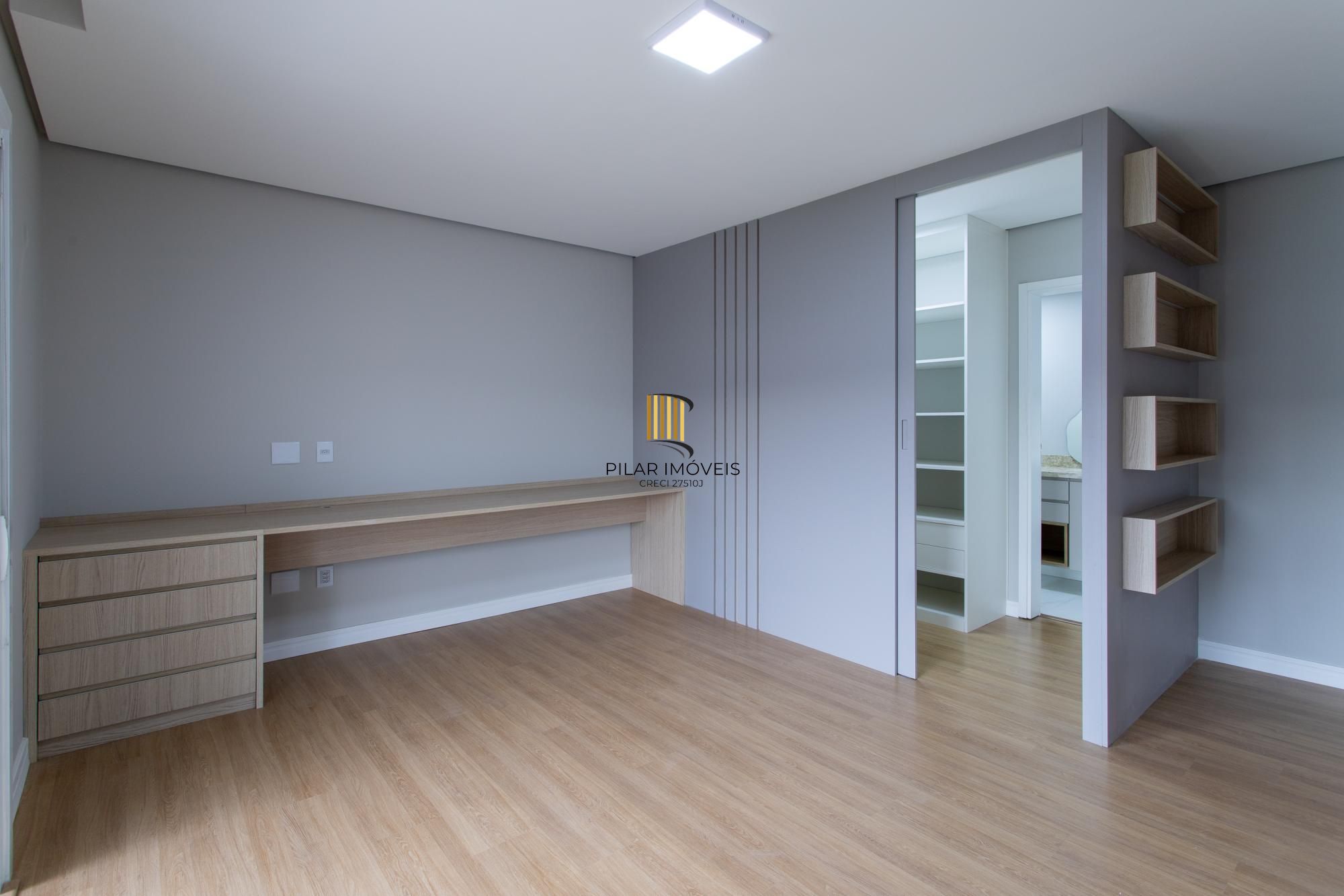 Casa Condominio para Venda - 300m², 3 dormitórios, sendo 3 suites, 2 vagas - Alphaville