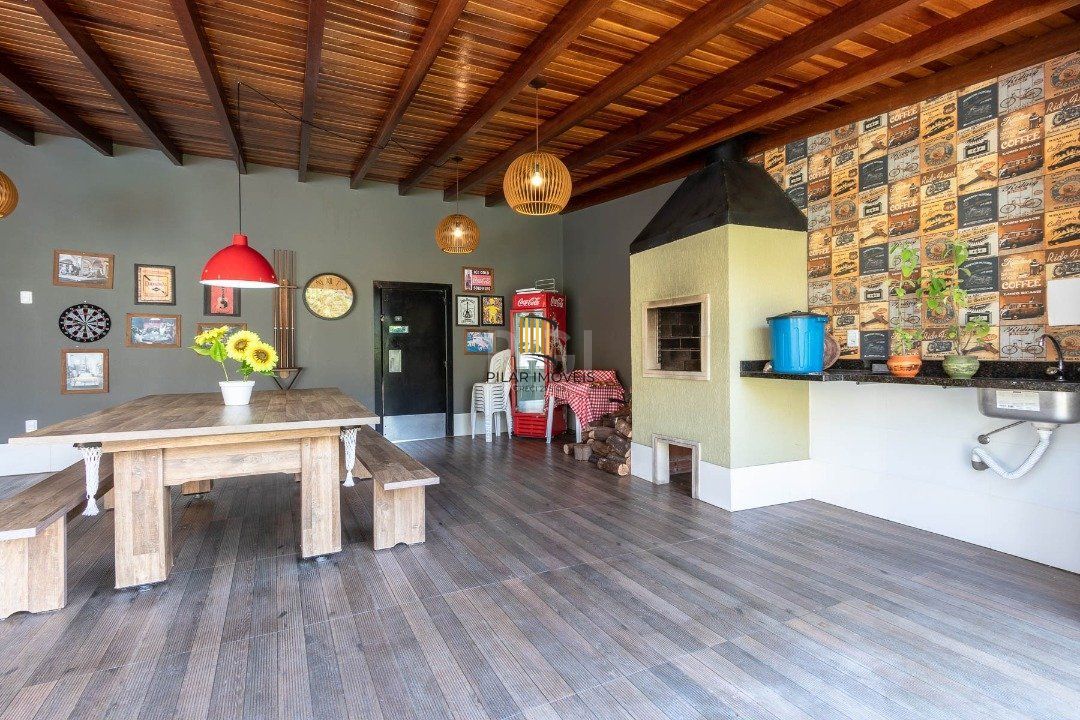 Casa para Venda - 420m², 3 dormitórios, sendo 3 suites, 8 vagas - Ipanema
