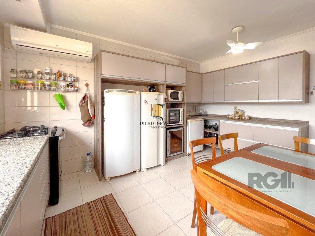 Amplo apartamento à venda com 168m² privativos