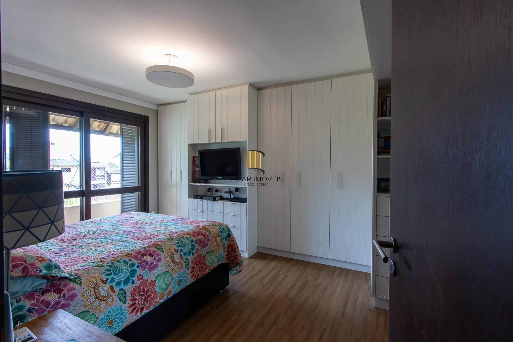 Casa em Condomínio no bairro Tristeza
