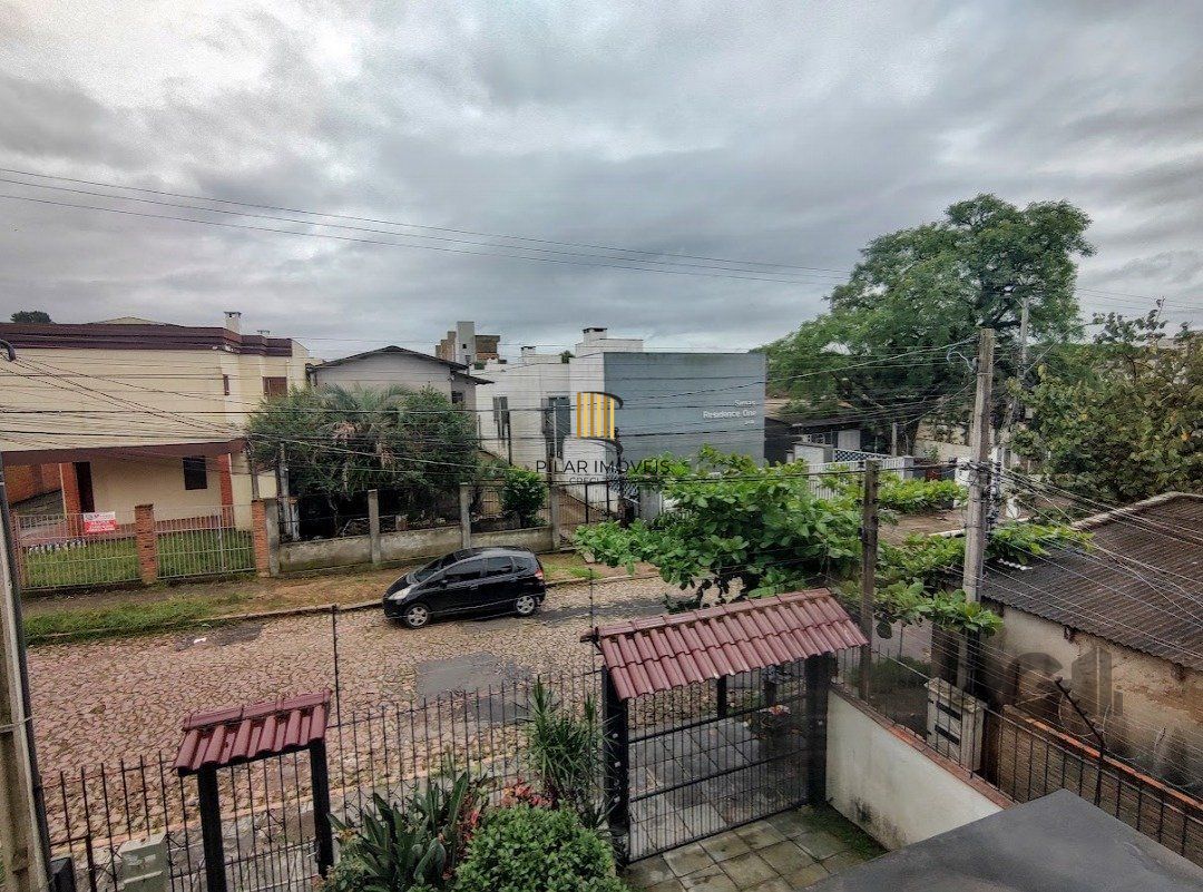 Casa para venda com 3 dormitórios no bairro Tristeza