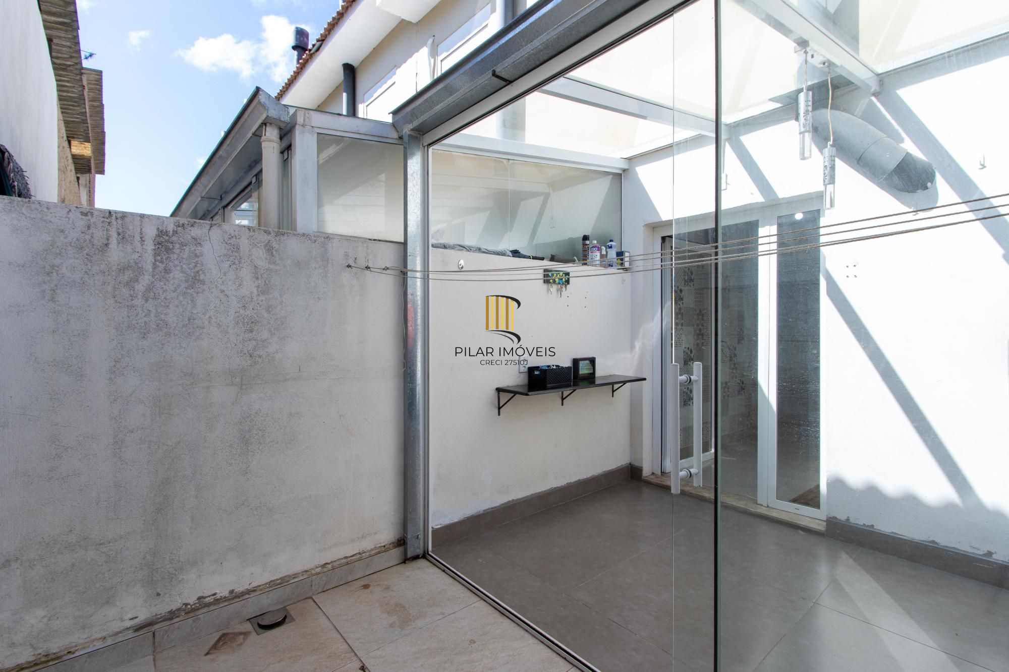 Casa em condomínio no bairro Aberta dos Morros