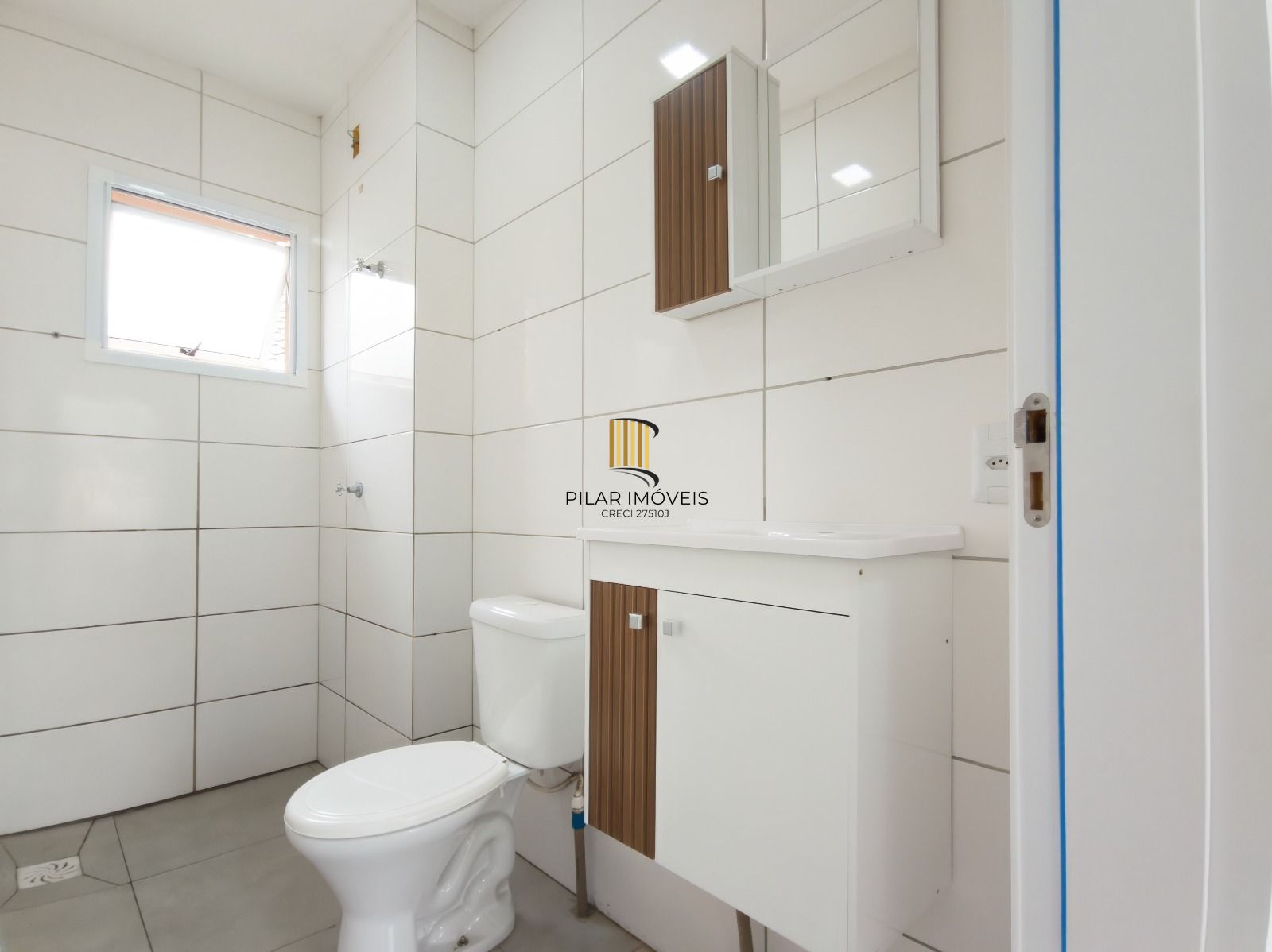 Casa nova em Cachoeirinha!