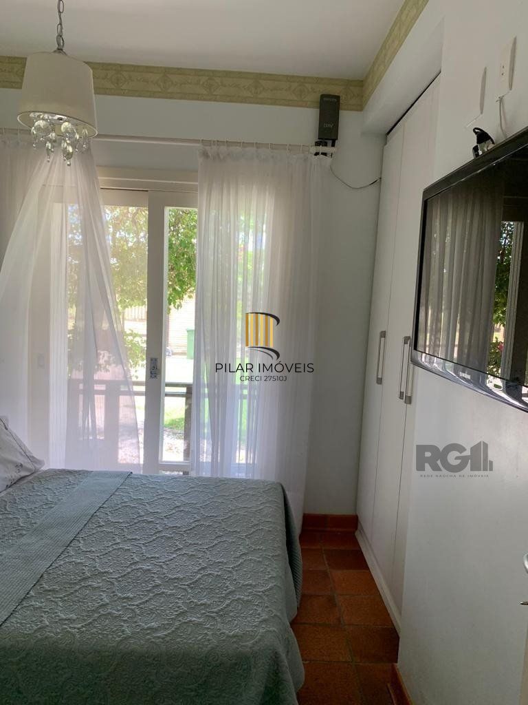 Casa 4 dormitórios no bairro Atlântida