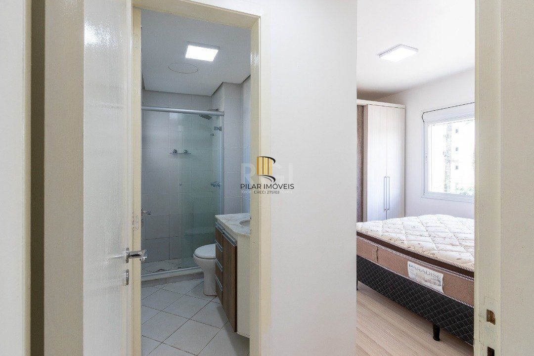 APARTAMENTO SEMIMOBILIADO