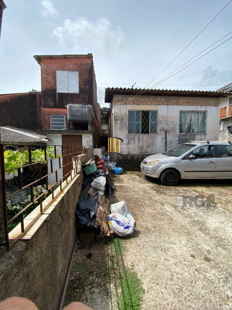 Casa 2 dormitórios no bairro Campo Novo